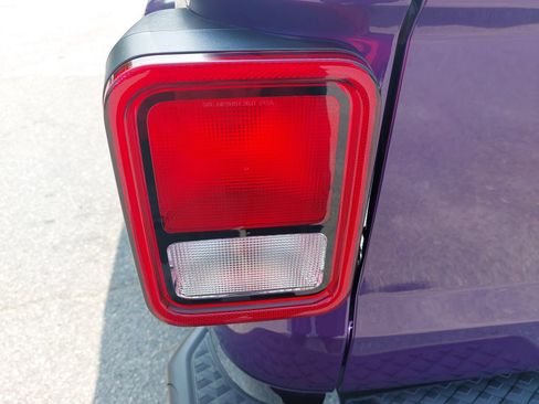 Used 2026 Jeep Gladiator Sport AWD/4WD image 35