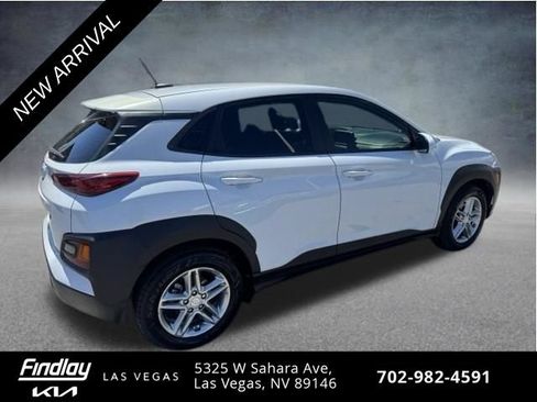 Used 2019 Hyundai Kona SE FWD image 2