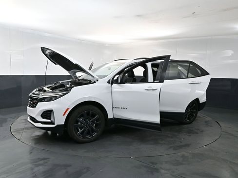Used 2023 Chevrolet Equinox RS AWD/4WD image 27