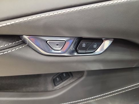 Used 2024 Chevrolet Corvette Z06 w/ Battery Protection Package image 50