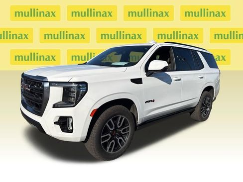 Used 2023 GMC Yukon AT4 w/ AT4 Premium Package AWD/4WD image 5