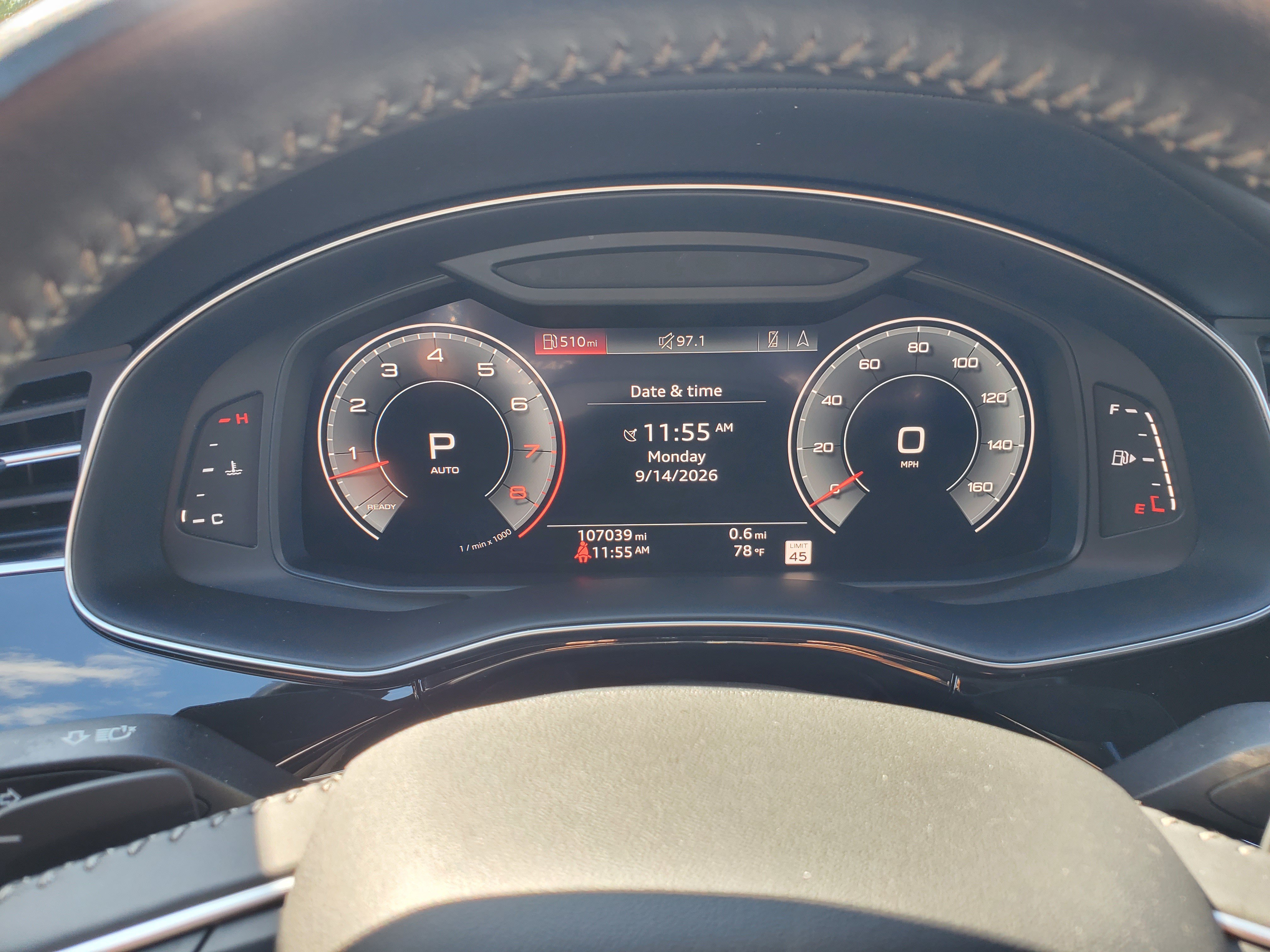 Used 2019 Audi Q8 Prestige w/ Towing Package AWD/4WD image 15