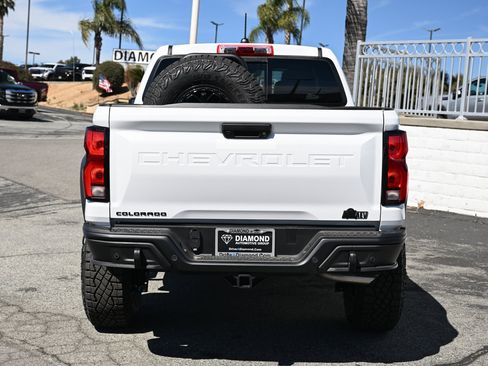 New 2026 Chevrolet Colorado ZR2 w/ ZR2 Bison Edition image 11