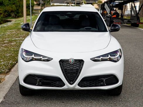 New 2025 Alfa Romeo Stelvio Sprint w/ Convenience Package image 8