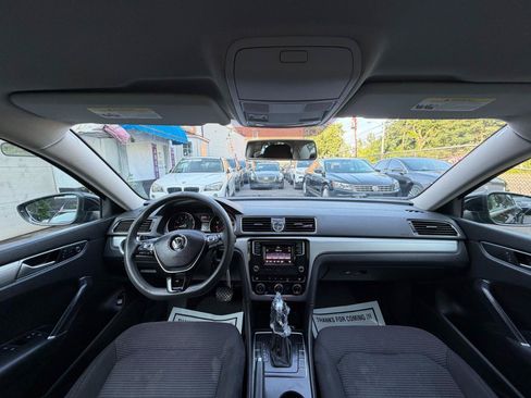 Used 2016 Volkswagen Passat 1.8T S FWD image 35