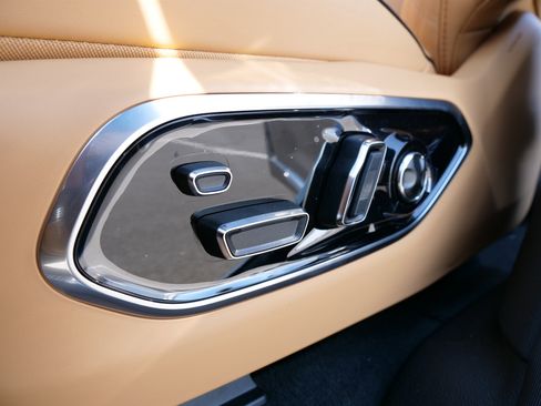 New 2025 Jeep Grand Cherokee Summit image 13