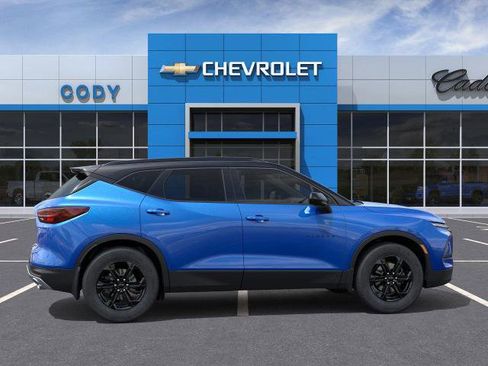 New 2026 Chevrolet Blazer LT image 5