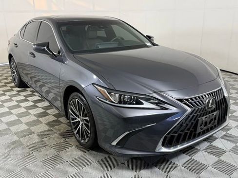 Used 2023 Lexus ES 300h 300h image 10
