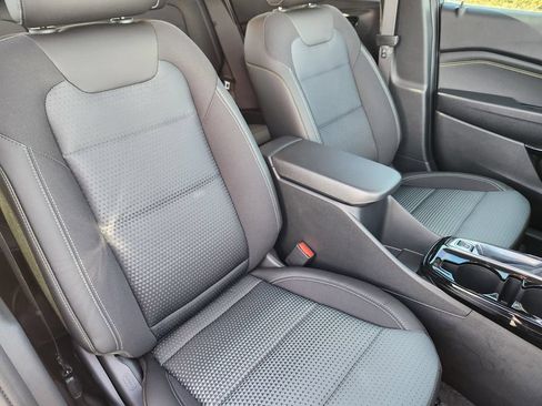New 2026 Chevrolet Trax LT w/ Driver Confidence Package FWD image 9