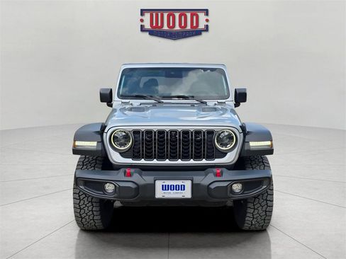 Used 2024 Jeep Gladiator Rubicon w/ Technology Group image 6