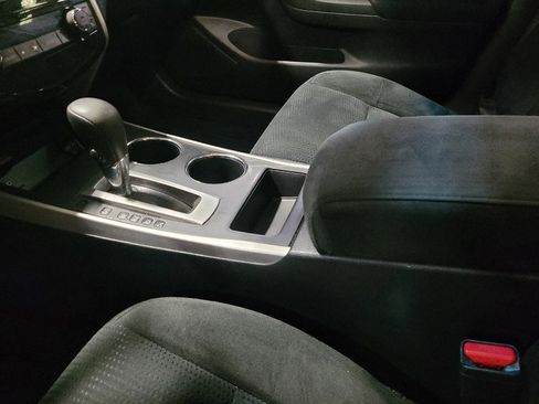 Used 2015 Nissan Altima 2.5 SV w/ Convenience Package FWD image 26