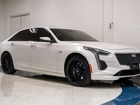 Used 2020 Cadillac CT6 V image 5