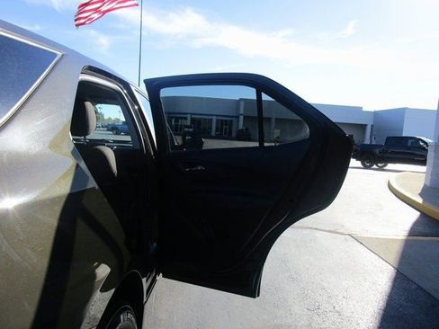 Certified 2023 Chevrolet Equinox LT FWD image 21