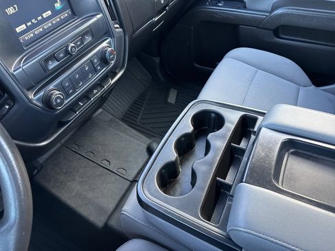 Used 2017 Chevrolet Silverado 2500 W/T w/ WT Fleet Convenience Package image 18