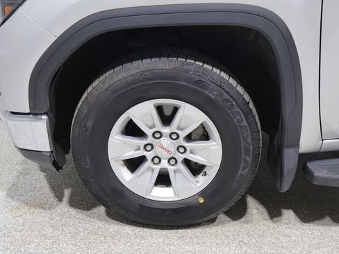 Used 2022 GMC Sierra 1500 SLE w/ LPO, GMC Protection Package AWD/4WD image 8