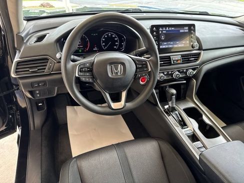 Used 2019 Honda Accord EX image 14