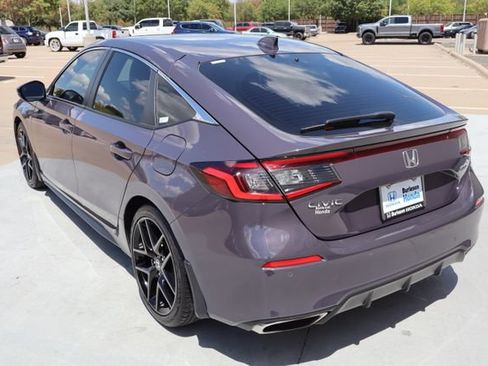 Used 2024 Honda Civic Sport Touring image 6