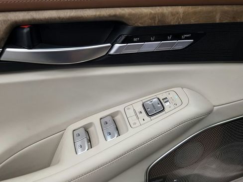 Used 2021 Genesis G90 3.3T Premium AWD/4WD image 25