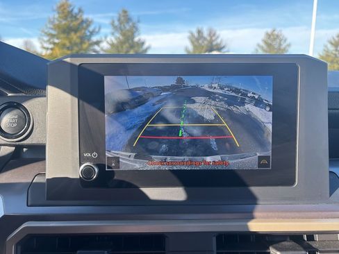 Used 2024 Toyota Tacoma 4x4 Double Cab image 25