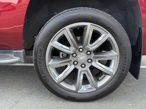 Used 2018 Chevrolet Tahoe Premier AWD/4WD image 12