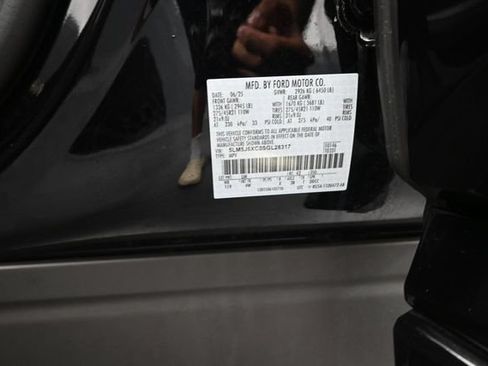 Certified 2025 Lincoln Aviator AWD w/ Jet Appearance Package image 34