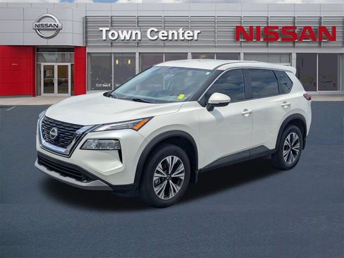 Certified 2023 Nissan Rogue SV FWD image 3