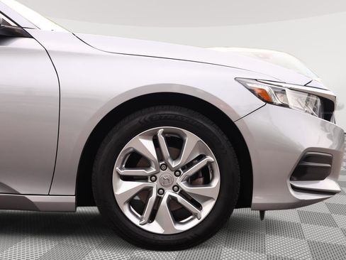 Used 2020 Honda Accord LX image 9