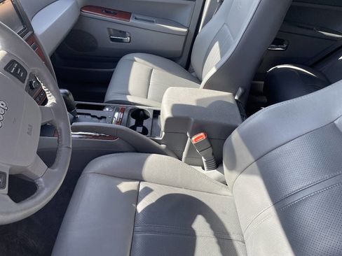 Used 2005 Jeep Grand Cherokee Limited image 4