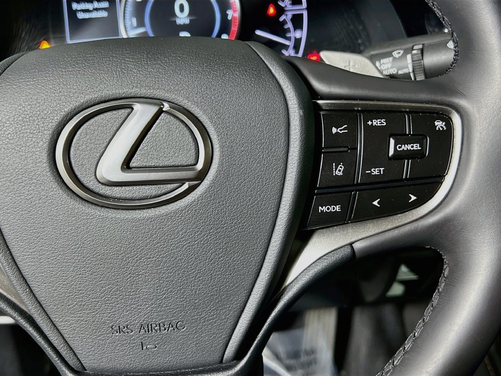 Used 2025 Lexus ES 350 w/ Premium Package FWD image 17