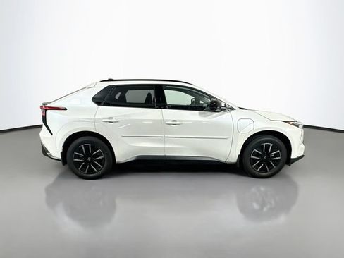 Used 2026 Toyota bZ AWD/4WD image 7