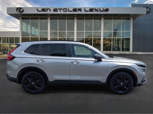 Used 2023 Honda CR-V Sport Touring image 2