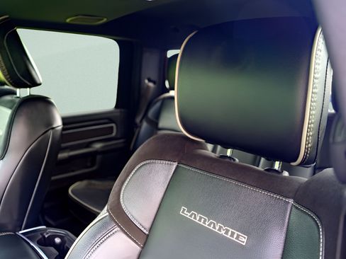 Used 2024 RAM 3500 Laramie w/ Sport Appearance Package AWD/4WD image 11