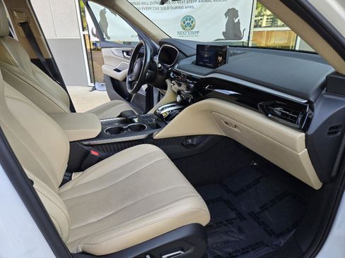 Certified 2023 Acura MDX FWD w/ Technology Package image 30