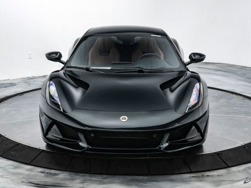 Used 2025 Lotus Emira RWD image 32