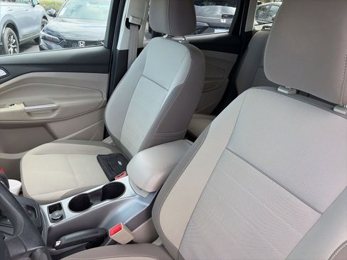 Used 2014 Ford Escape SE w/ Equipment Group 201A image 10