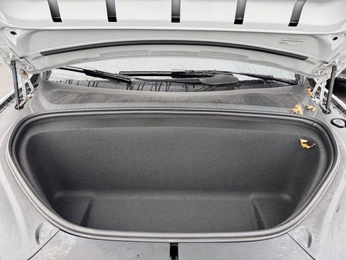 Used 2023 Tesla Model X Plaid image 10