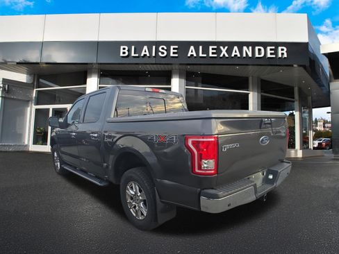 Used 2017 Ford F150 XLT w/ Equipment Group 302A Luxury AWD/4WD image 7
