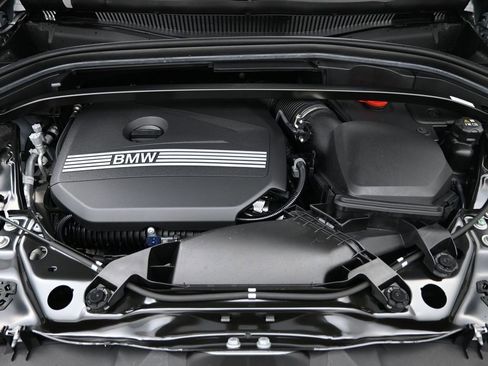 Certified 2024 BMW X2 xDrive28i w/ M Sport Package image 18