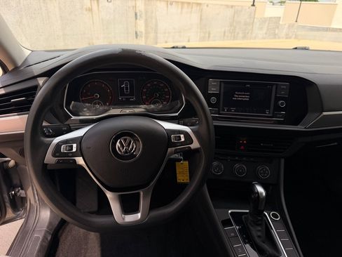 Used 2019 Volkswagen Jetta S w/ Driver Assistance Package FWD image 11