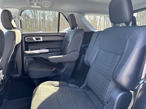 Used 2021 Ford Explorer XLT w/ Class III Trailer Tow Package image 16