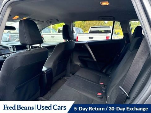 Used 2016 Toyota RAV4 LE AWD/4WD image 23