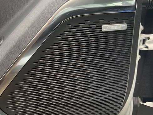 New 2026 GMC Acadia Elevation w/ Elevation Premium Package image 10