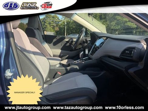 Used 2022 Subaru Outback Premium image 14