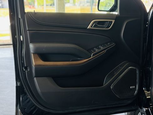 Used 2019 GMC Yukon Denali w/ Open Road Package AWD/4WD image 34