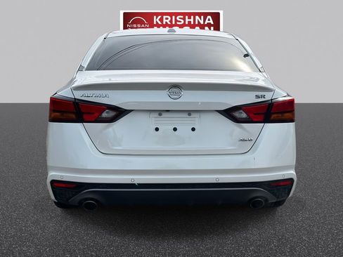 Used 2020 Nissan Altima 2.5 SR w/ Premium Package image 5