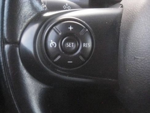 Used 2015 MINI Cooper 2-Door Hardtop FWD image 23