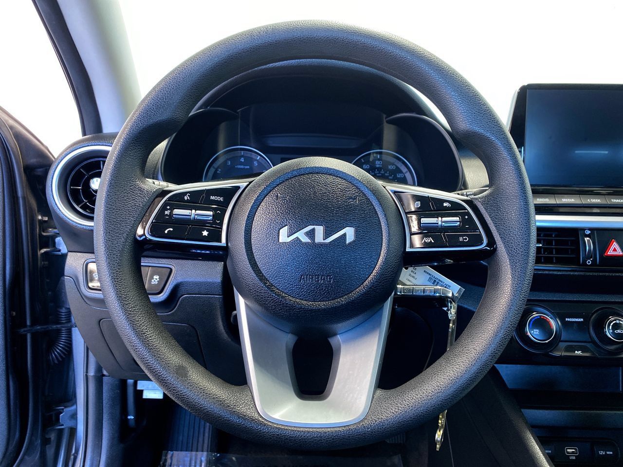 Certified 2023 Kia Forte LX FWD image 21