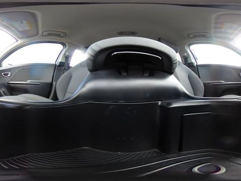 Used 2025 Kia K4 FWD image 66