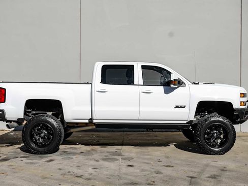 Used 2016 Chevrolet Silverado 3500 LTZ w/ Duramax Plus Package image 8