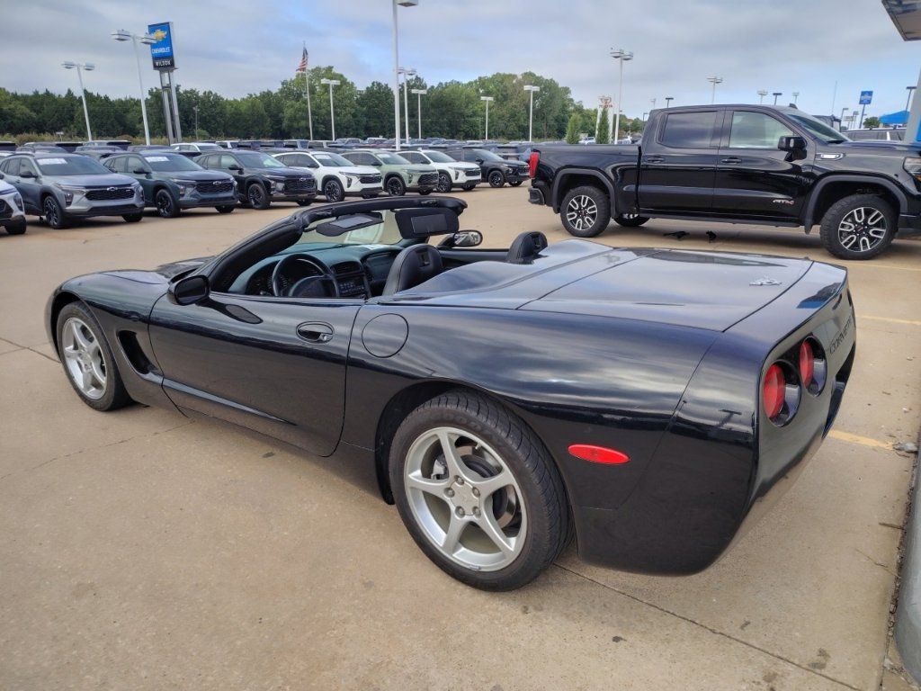 Used 2003 Chevrolet Corvette Convertible RWD image 7